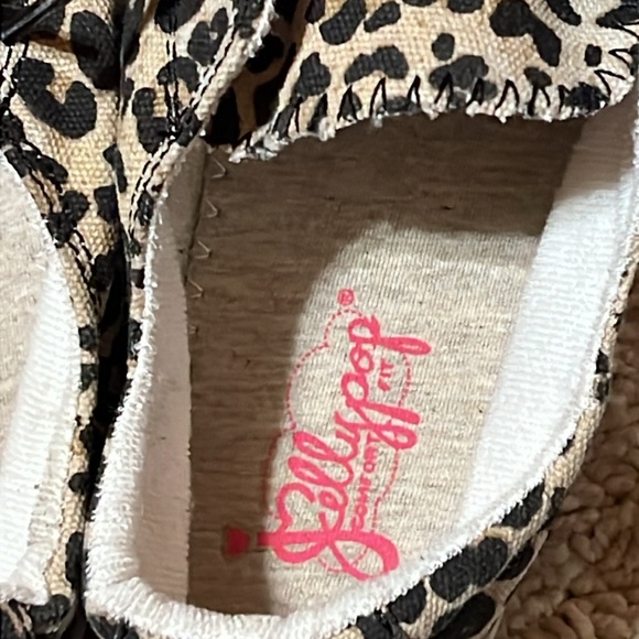Women’s jellypop sneakers leopard print 9.5 - Picture 3 of 5